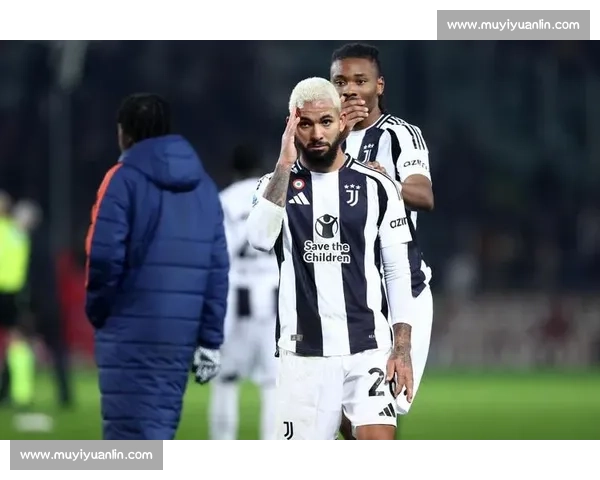 尤文铁心 4000 万欧甩卖道格拉斯 - 路易斯 诺丁汉森林埃弗顿上演英超争夺战