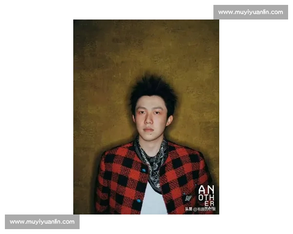 王楚钦首登Wallpaper封面：国乒新生代开启时尚新高度